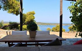 Wood & Stone Dream View House A